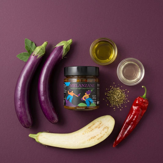 Melanzane Sott'Olio Minnelea — preparazione con melanzane lunghe del Cilento, peperone crusco, olio EVO, aceto e origano